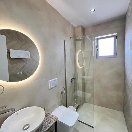 Grand Blue Lux Hotel